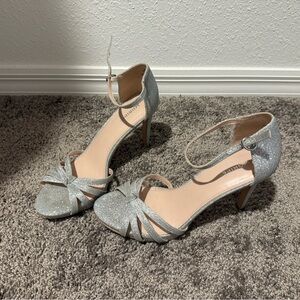 Maripe Silver Glitter Heels